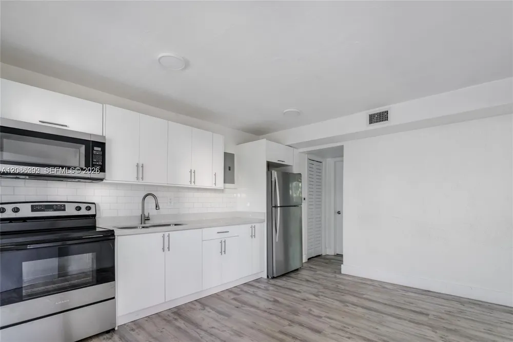1630 NW 18th St #5 Miami, FL 33125