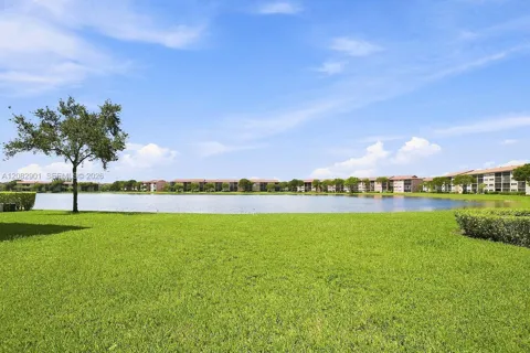 550 SW 138th Ave #402K