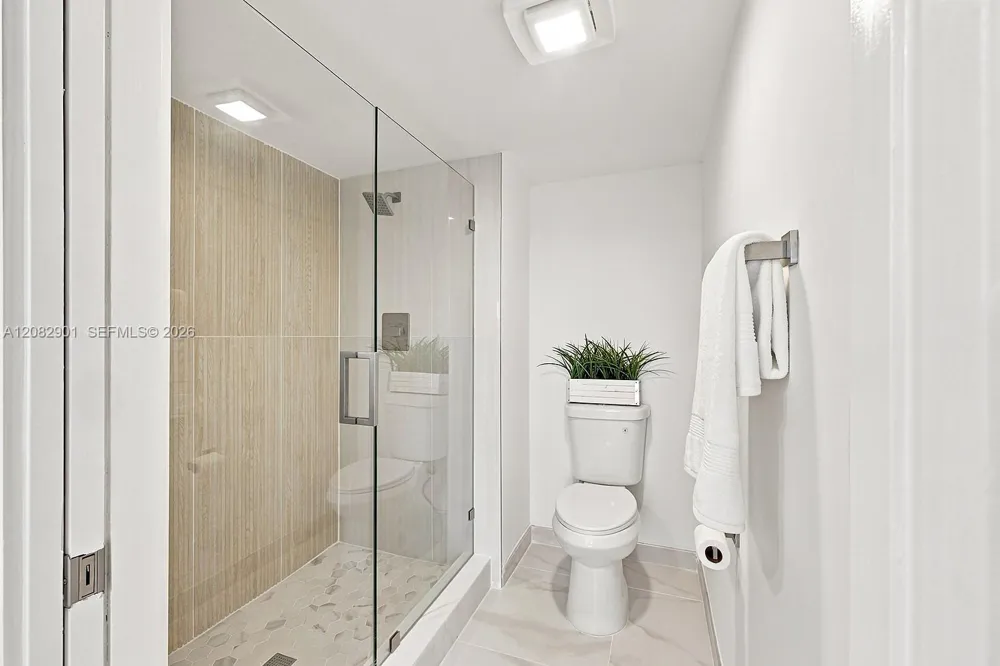 550 SW 138th Ave #402K Pembroke Pines, FL 33027