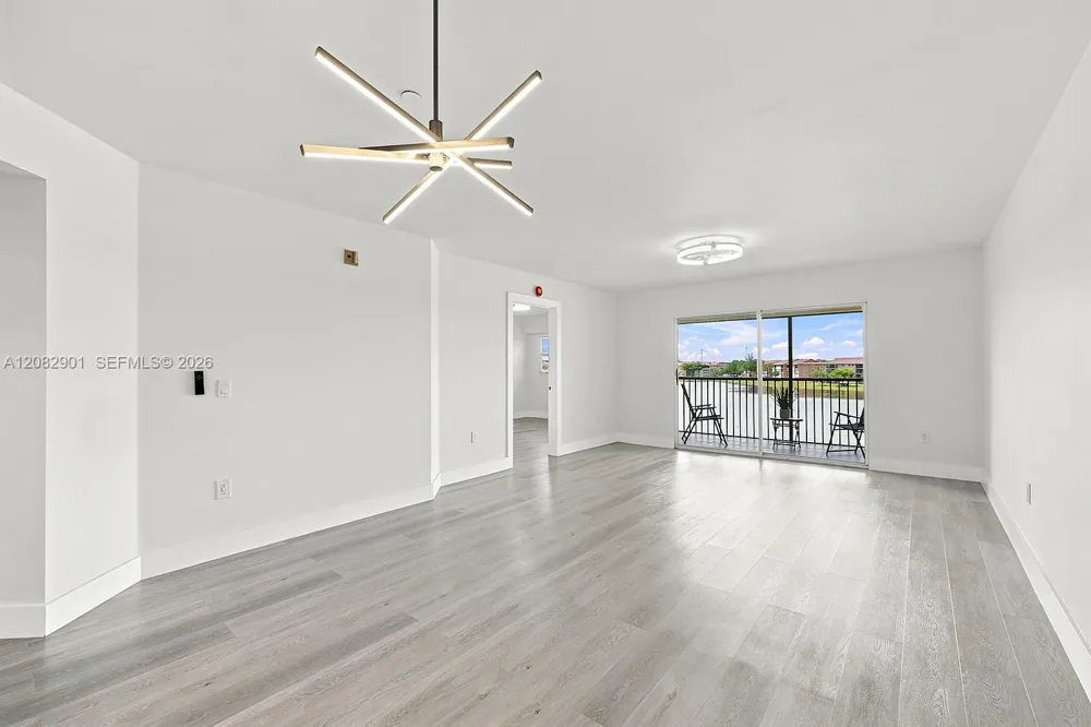 550 SW 138th Ave #402K Pembroke Pines, FL 33027