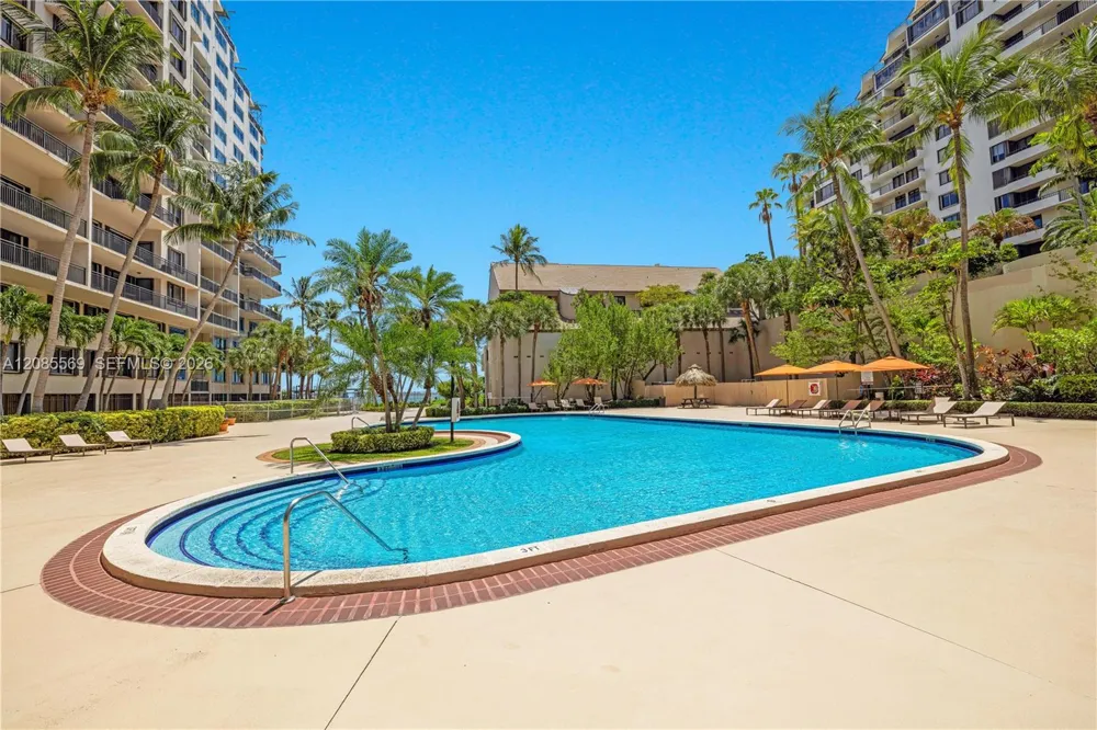 540 Brickell Key Dr #1514 Miami, FL 33131
