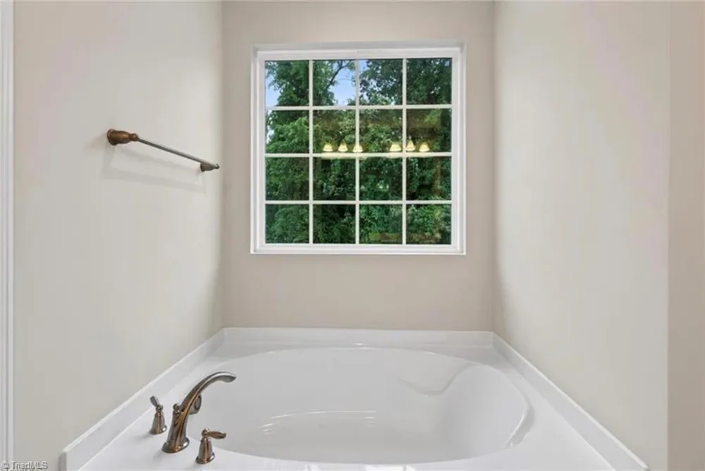 4220 Canter Creek Lane High Point, NC 27262