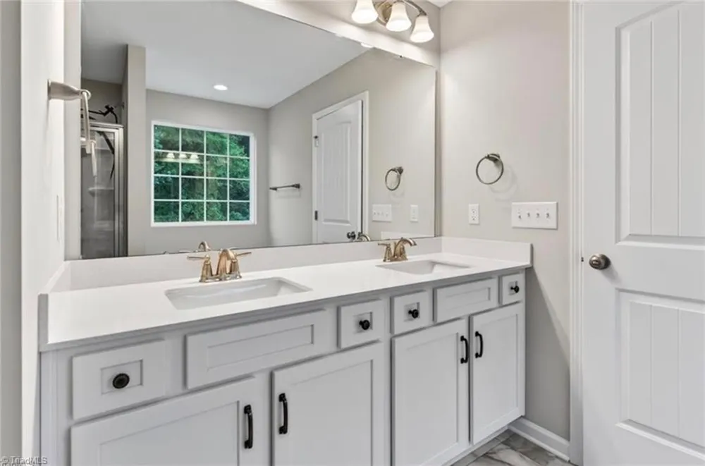 4220 Canter Creek Lane High Point, NC 27262