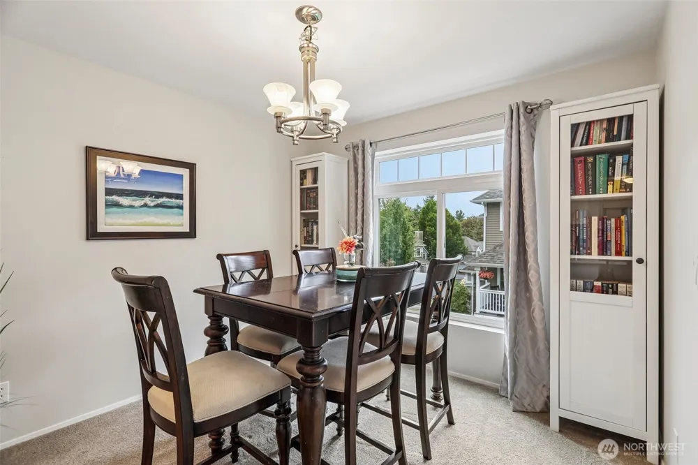 6625 SE Cougar Mountain Way #2 Bellevue, WA 98006