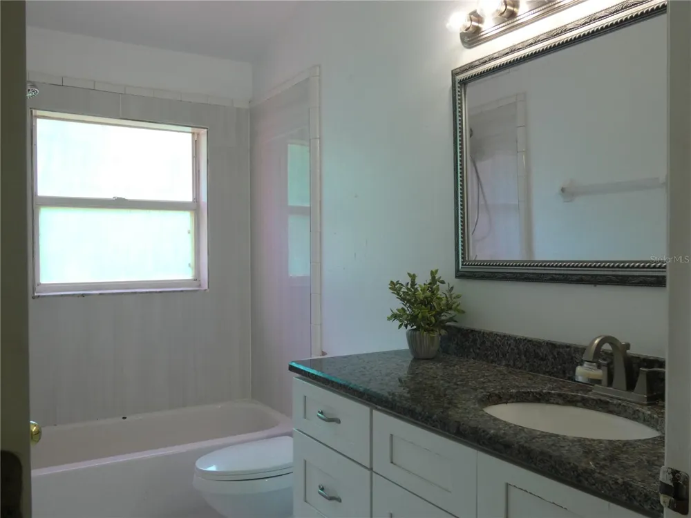 1728 TEALBRIAR AVENUE Oviedo, FL 32765