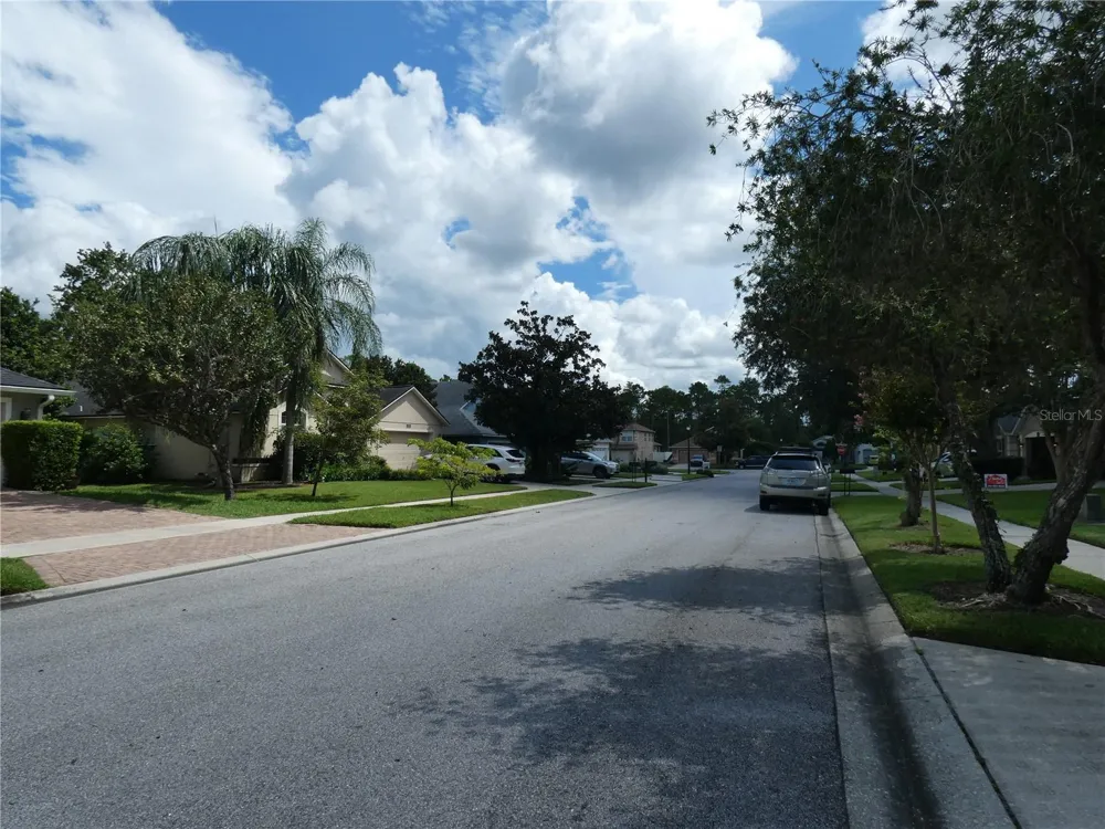 1728 TEALBRIAR AVENUE Oviedo, FL 32765