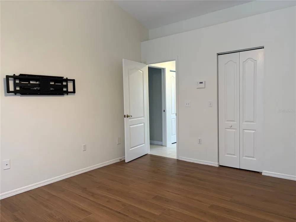 5828 SANDY POINTE DRIVE Sarasota, FL 34233