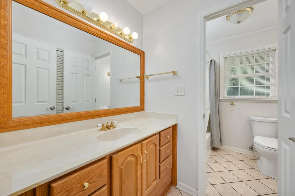 908 Lewisburg Pike Franklin, TN 37064