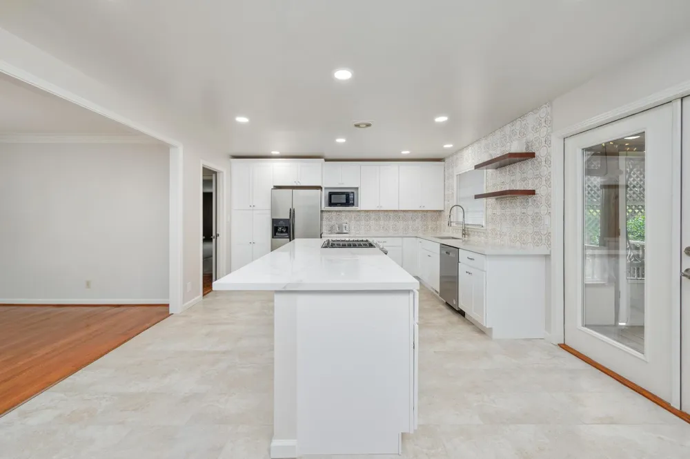 908 Lewisburg Pike Franklin, TN 37064