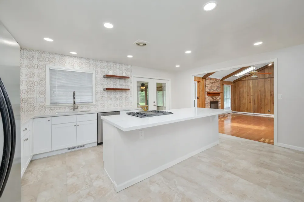 908 Lewisburg Pike Franklin, TN 37064