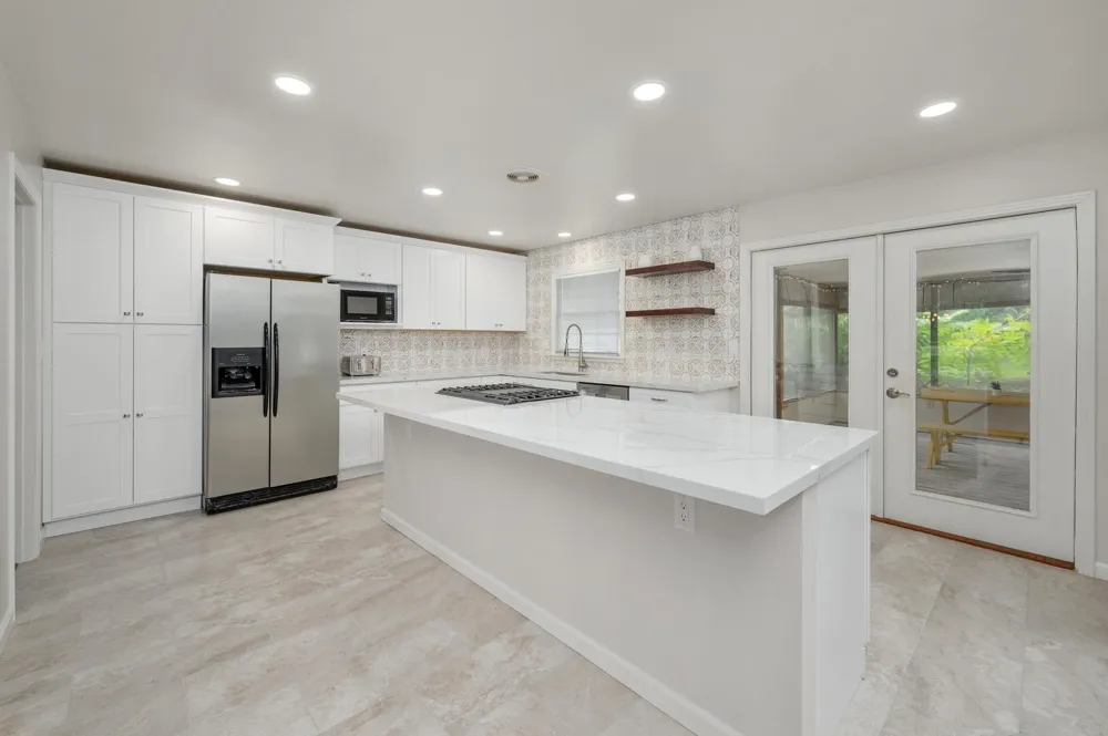 908 Lewisburg Pike Franklin, TN 37064