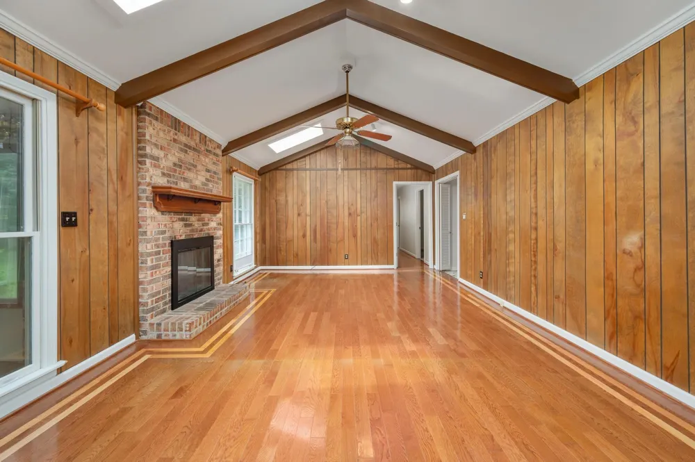 908 Lewisburg Pike Franklin, TN 37064