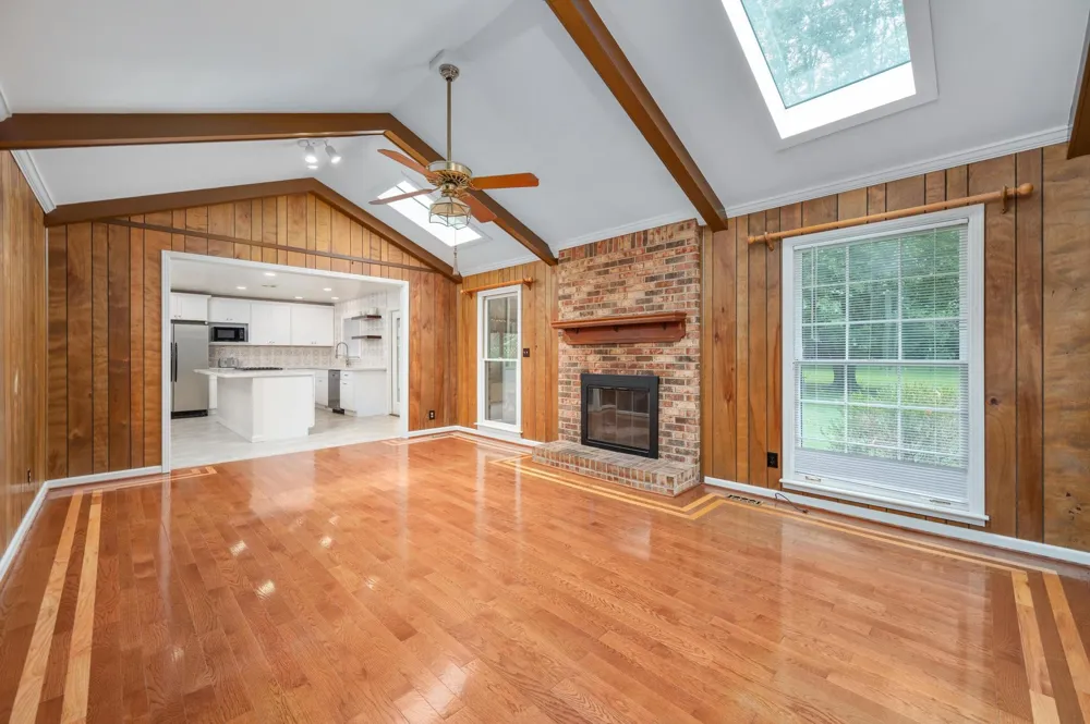 908 Lewisburg Pike Franklin, TN 37064