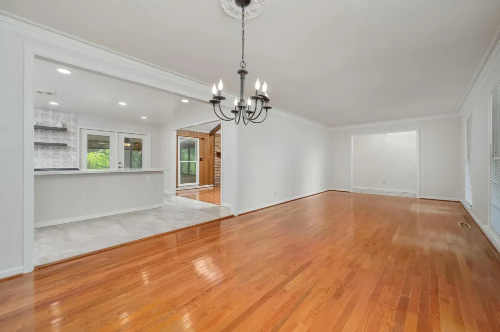908 Lewisburg Pike Franklin, TN 37064