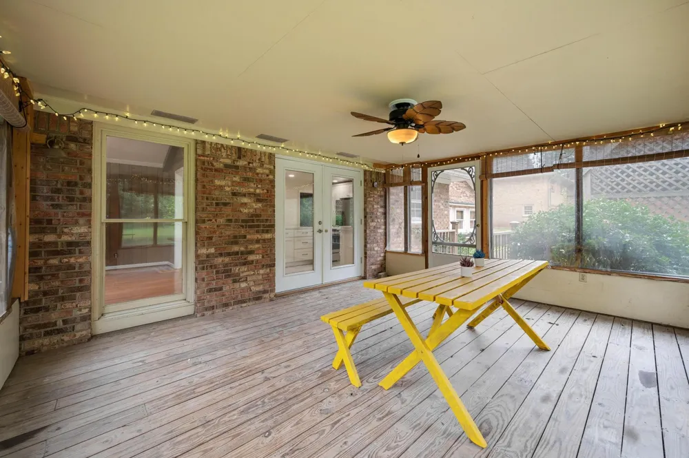 908 Lewisburg Pike Franklin, TN 37064