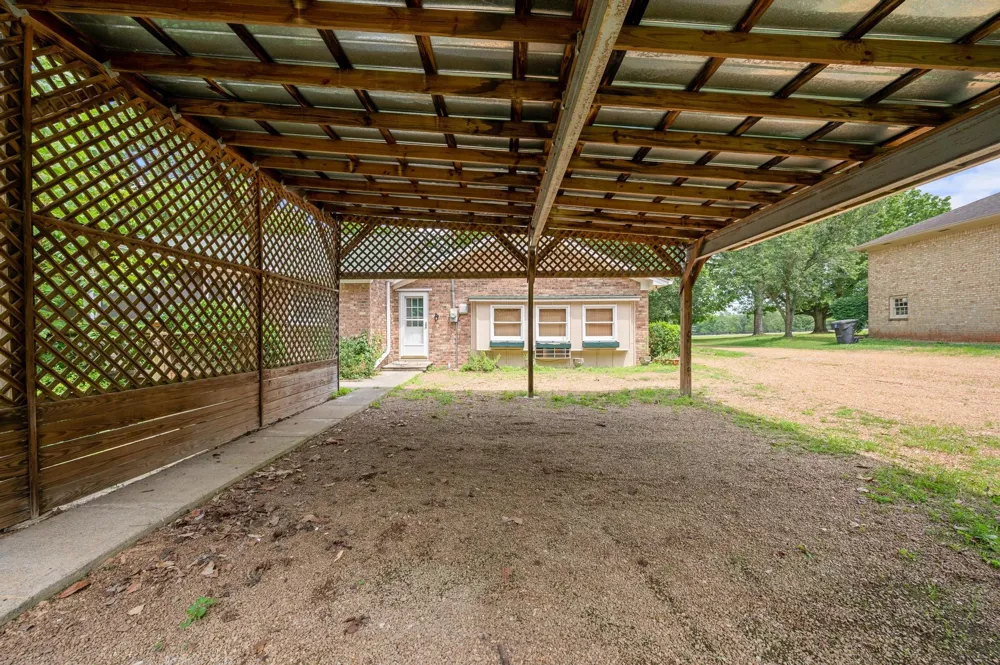 908 Lewisburg Pike Franklin, TN 37064