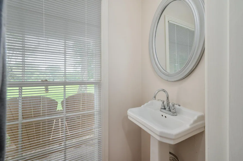 908 Lewisburg Pike Franklin, TN 37064
