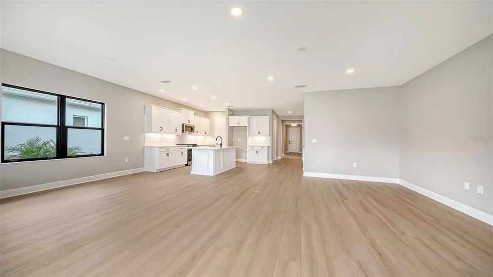 8071 ANTHIRIUM LOOP Sarasota, FL 34240
