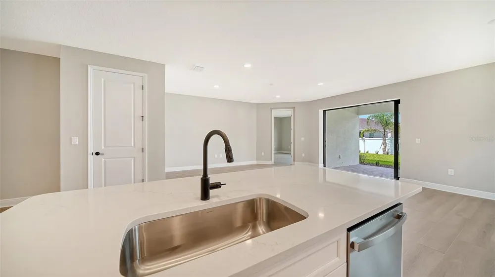8071 ANTHIRIUM LOOP Sarasota, FL 34240