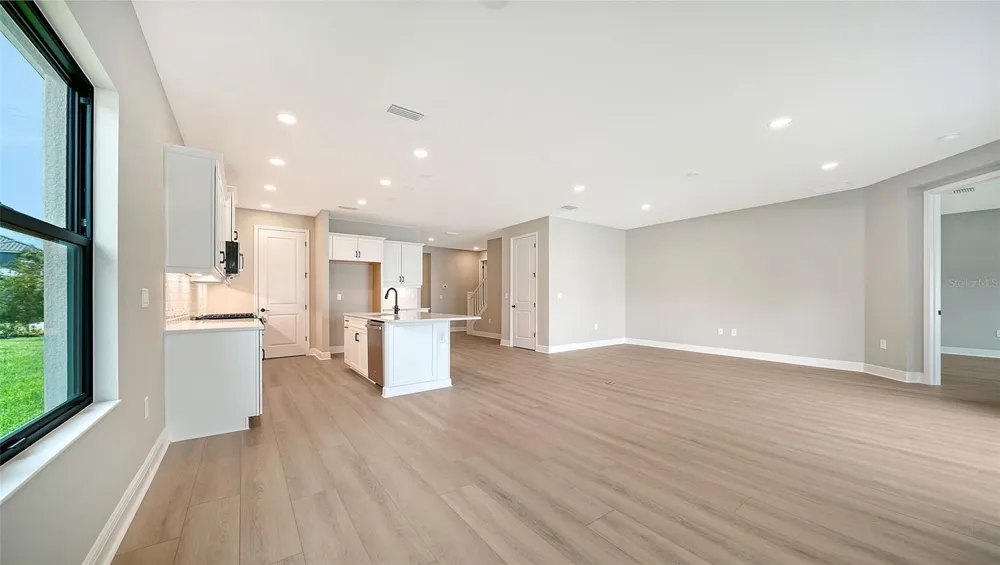8071 ANTHIRIUM LOOP Sarasota, FL 34240