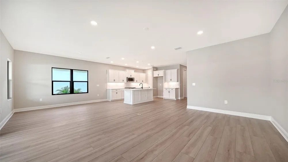 8071 ANTHIRIUM LOOP Sarasota, FL 34240