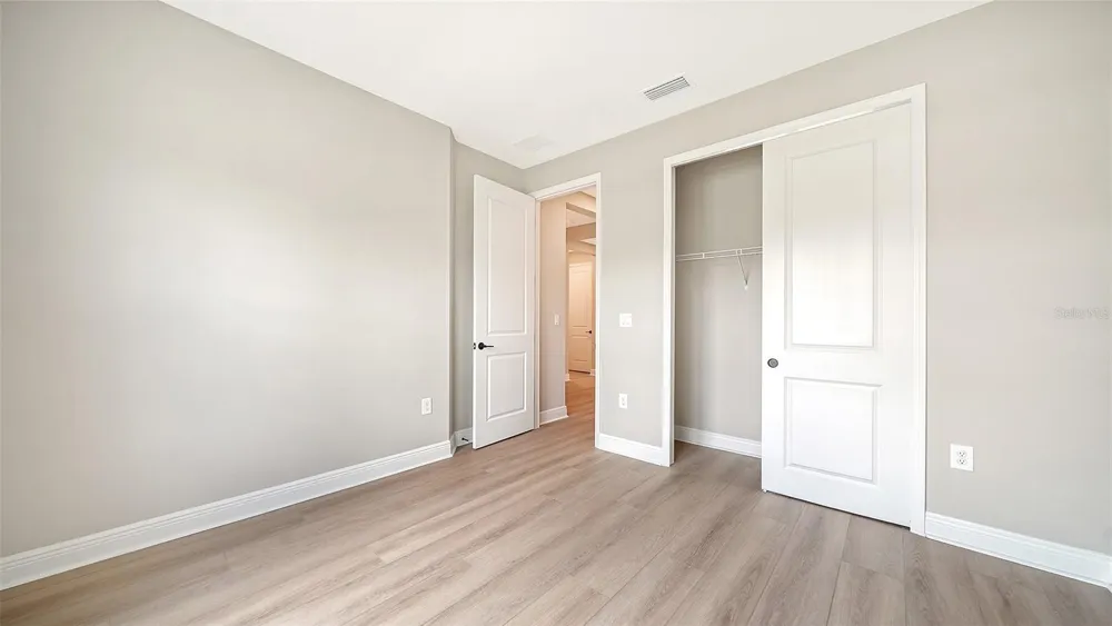 8071 ANTHIRIUM LOOP Sarasota, FL 34240