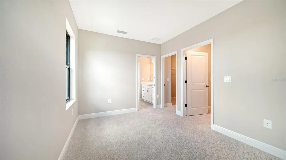 8071 ANTHIRIUM LOOP Sarasota, FL 34240