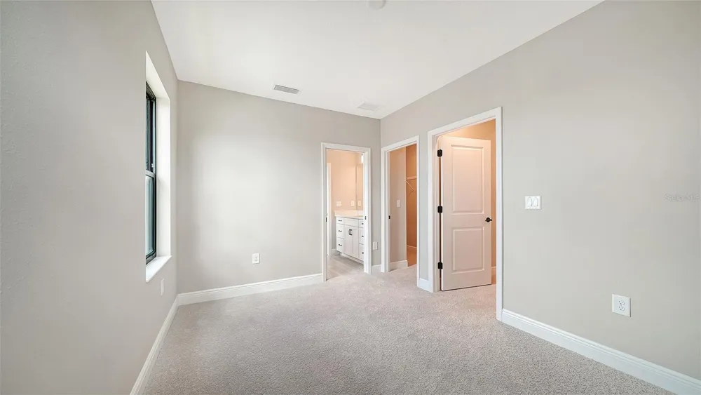 8071 ANTHIRIUM LOOP Sarasota, FL 34240