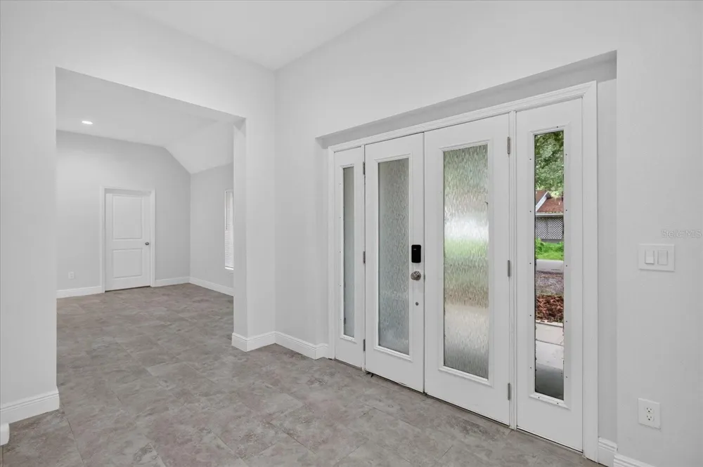 5114 CHILKOOT STREET Tampa, FL 33617