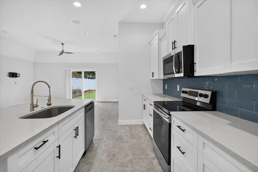 5114 CHILKOOT STREET Tampa, FL 33617