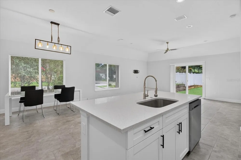 5114 CHILKOOT STREET Tampa, FL 33617