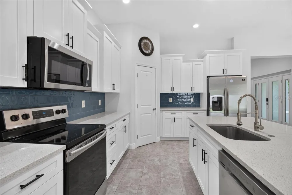 5114 CHILKOOT STREET Tampa, FL 33617