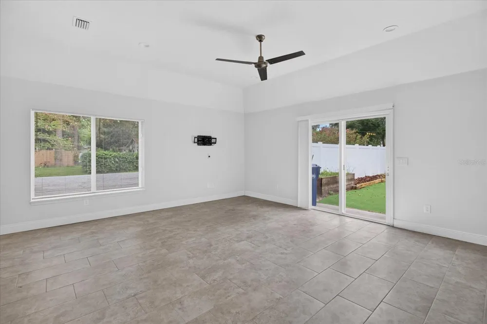5114 CHILKOOT STREET Tampa, FL 33617