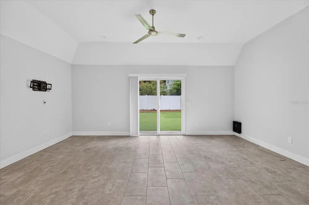 5114 CHILKOOT STREET Tampa, FL 33617