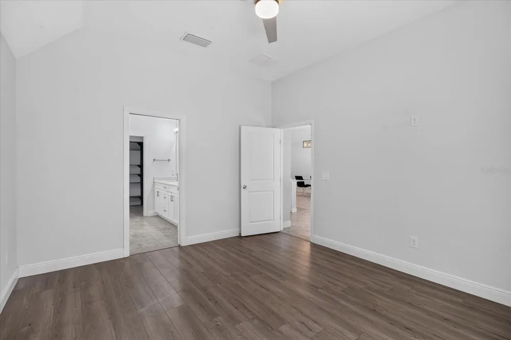 5114 CHILKOOT STREET Tampa, FL 33617