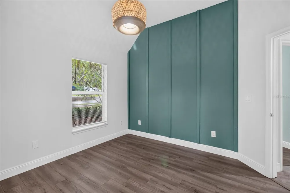 5114 CHILKOOT STREET Tampa, FL 33617