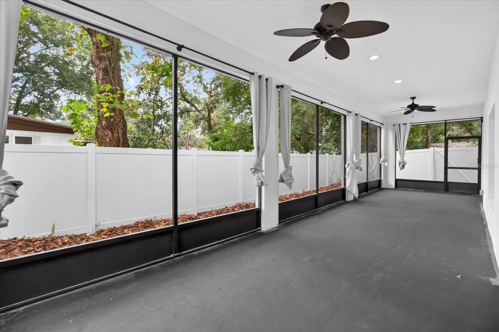 5114 CHILKOOT STREET Tampa, FL 33617