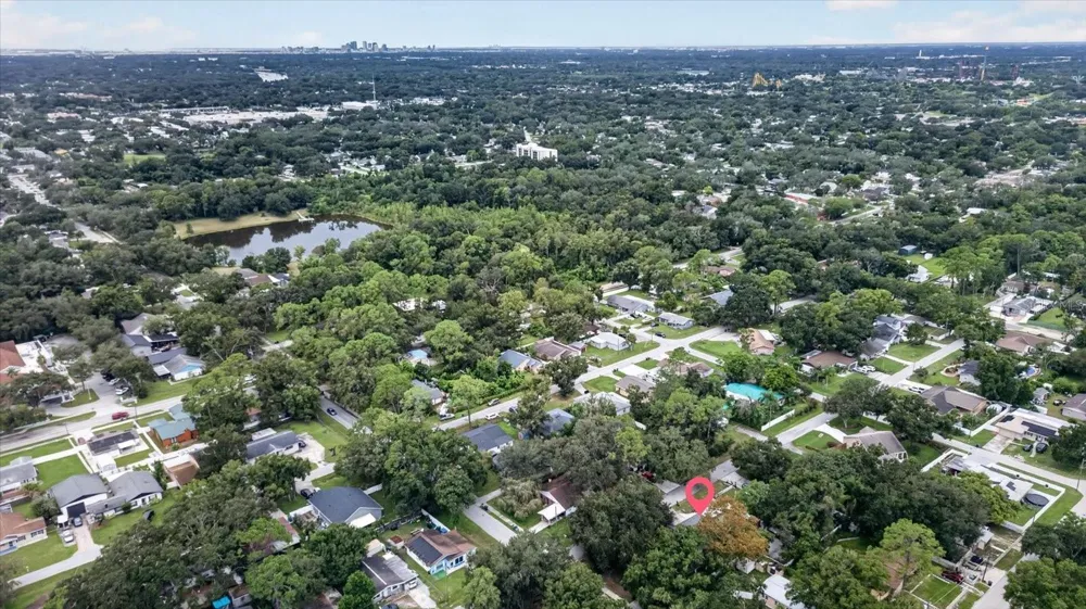 5114 CHILKOOT STREET Tampa, FL 33617