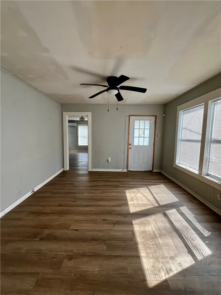 409 E 5th Street #1 Alice, TX 78332
