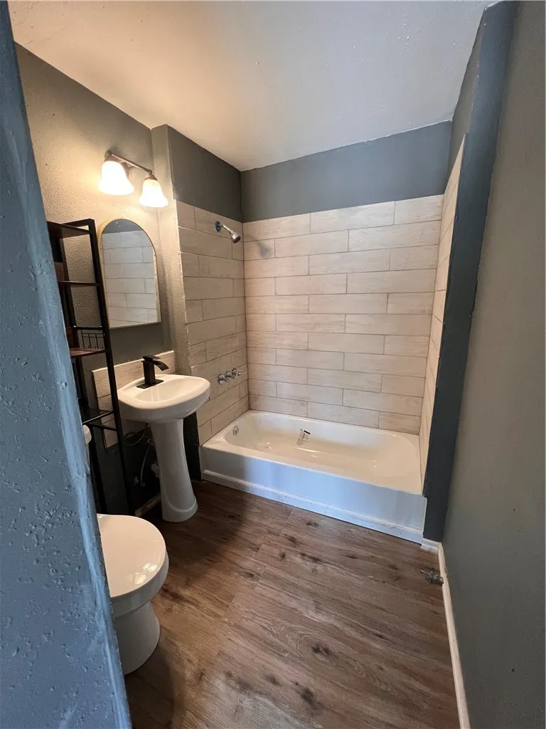 409 E 5th Street #1 Alice, TX 78332