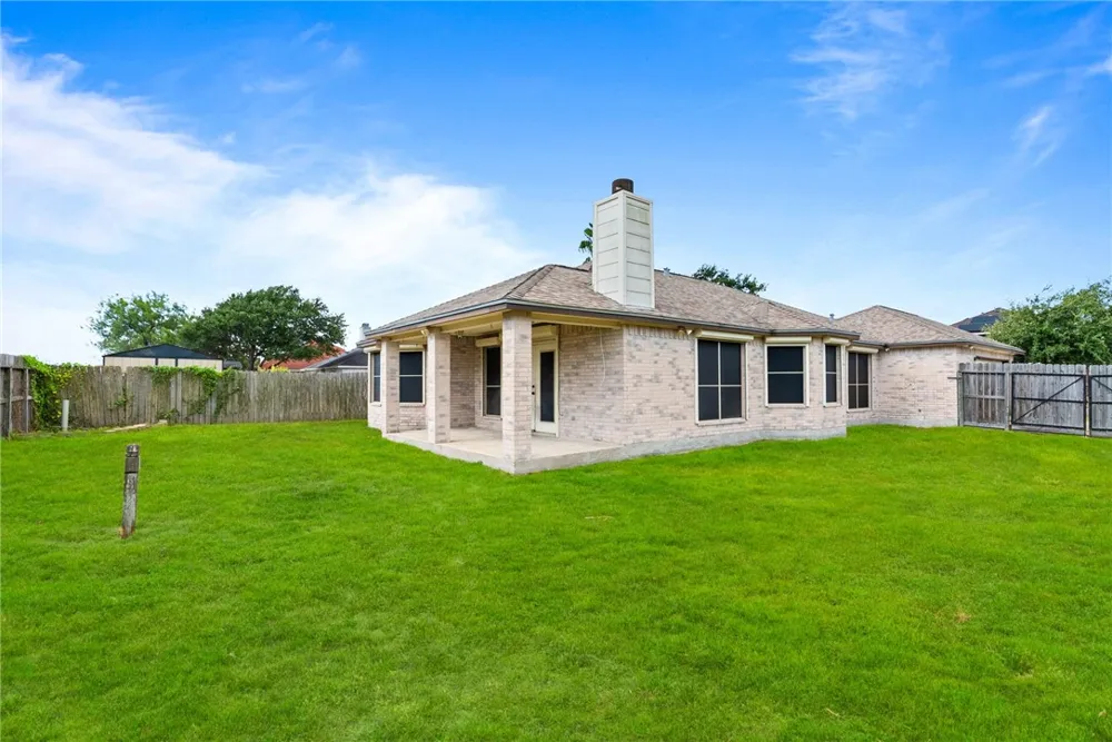 7902 Snake River Drive Corpus Christi, TX 78414