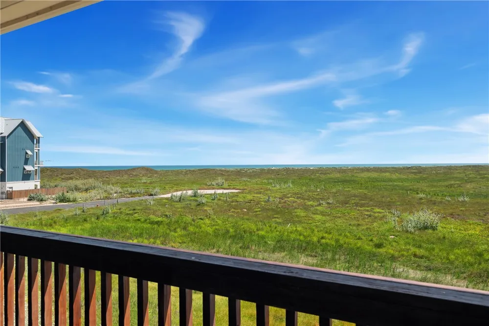 149 Breezy Court Port Aransas, TX 78373
