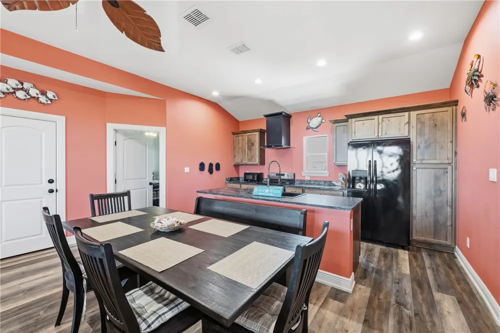 149 Breezy Court Port Aransas, TX 78373