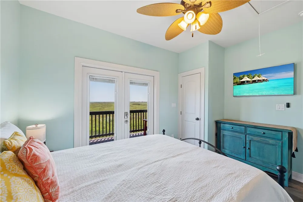 149 Breezy Court Port Aransas, TX 78373