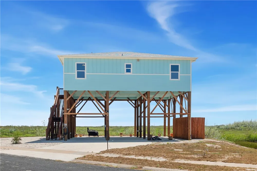 149 Breezy Court Port Aransas, TX 78373