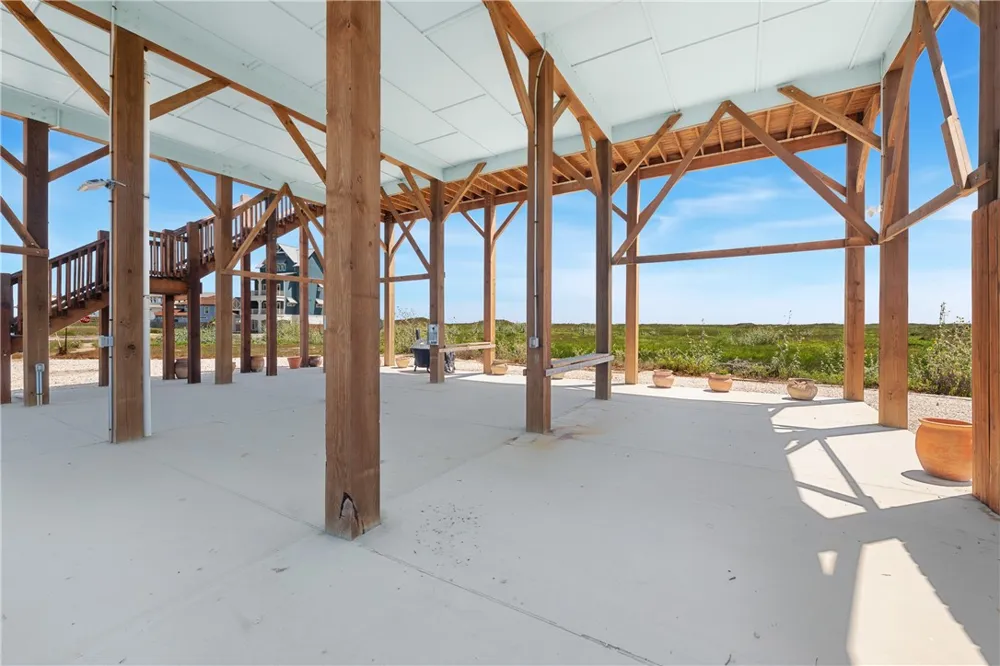 149 Breezy Court Port Aransas, TX 78373
