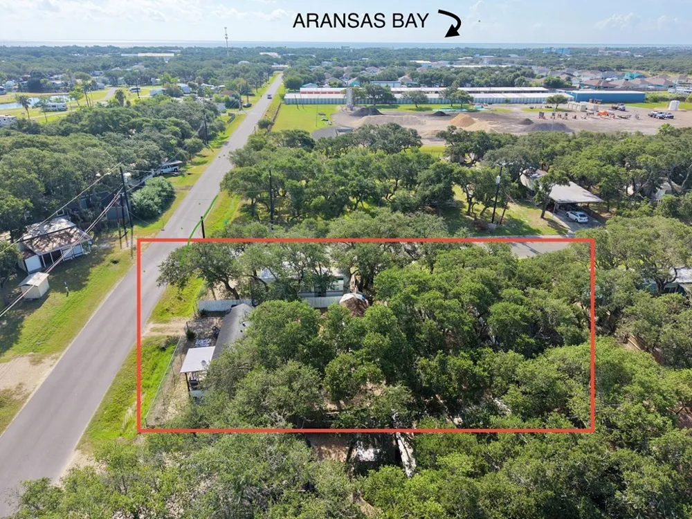 137 Lanfair Fulton, TX 78382