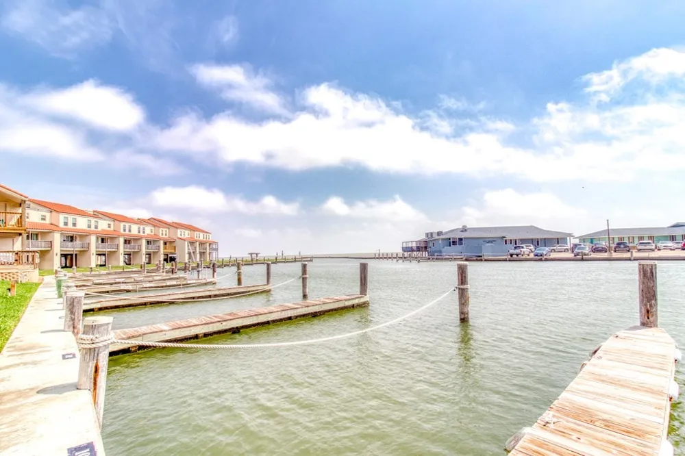 620 S Fulton Beach #109 Rockport, TX 78382