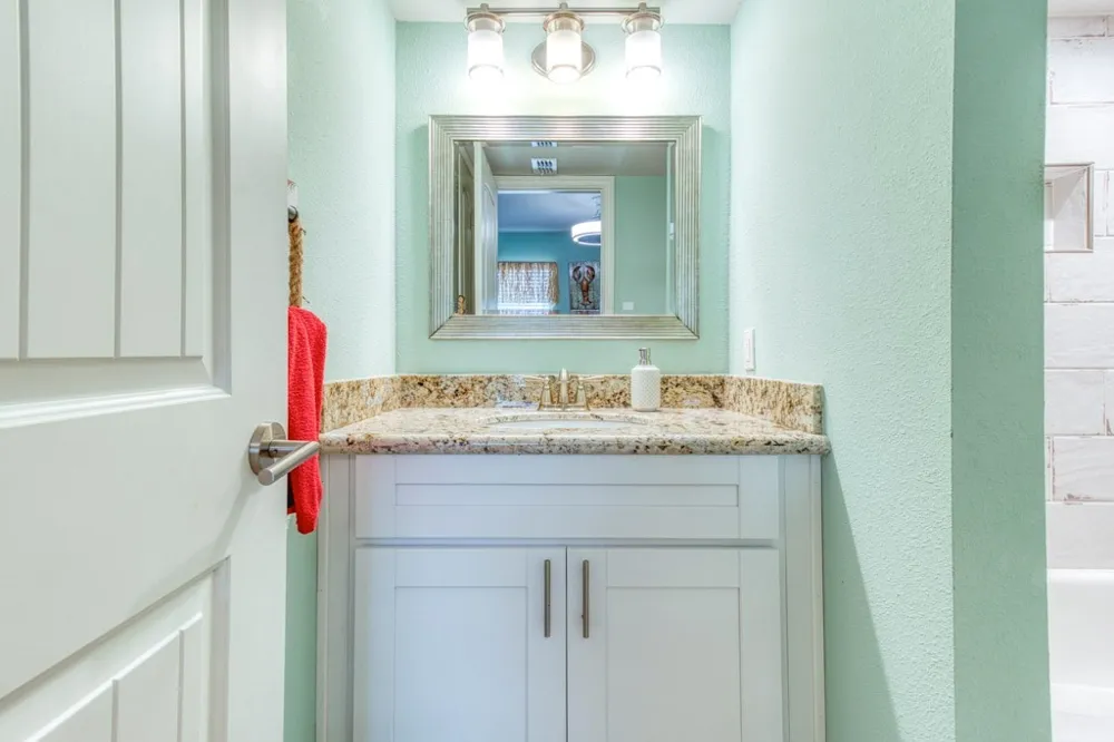620 S Fulton Beach #109 Rockport, TX 78382