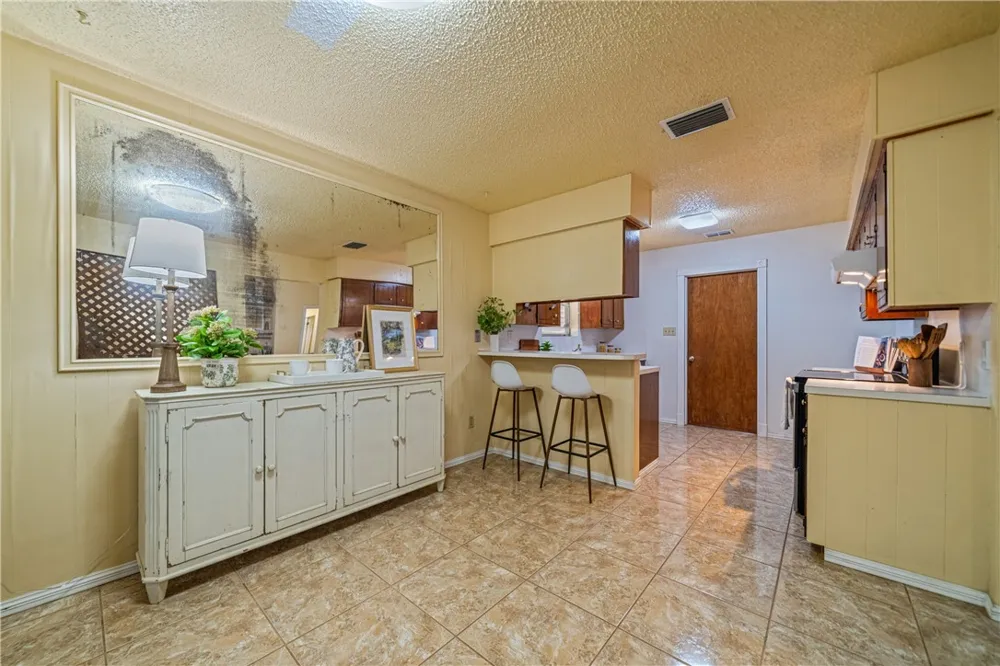 2210 Brighton Drive Corpus Christi, TX 78418